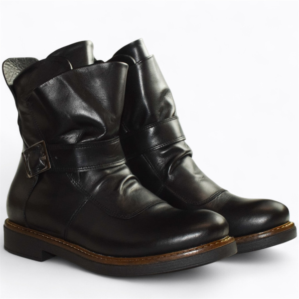 Safrida Women's Black Leather Ankle Boots