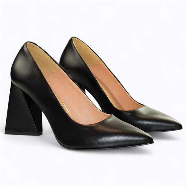 WESTERI BLACK WOMEN'S PUMPS