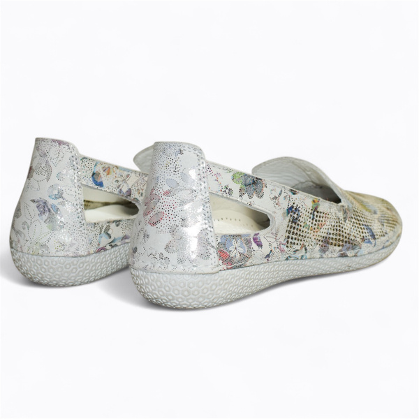 Gilveth Women's White Leather Low-Cut Shoes