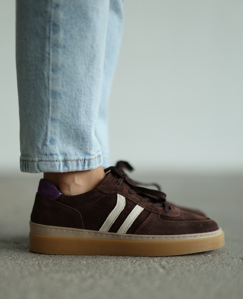 Skórzane czekoladowe sneakersy damskie Elviana