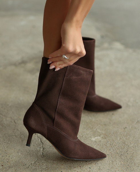 Noteria Women's Brown Leather Ankle Boots