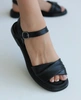 Czarny