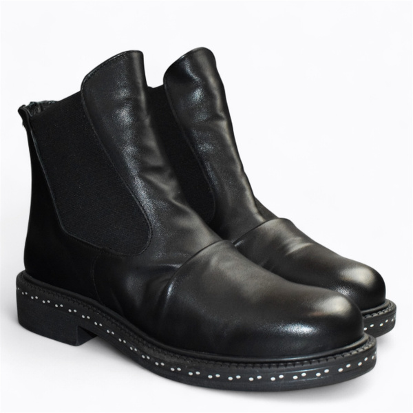 Galisia Women's Black Leather Ankle Boots