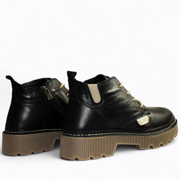 Markena Women's Black Leather Boots