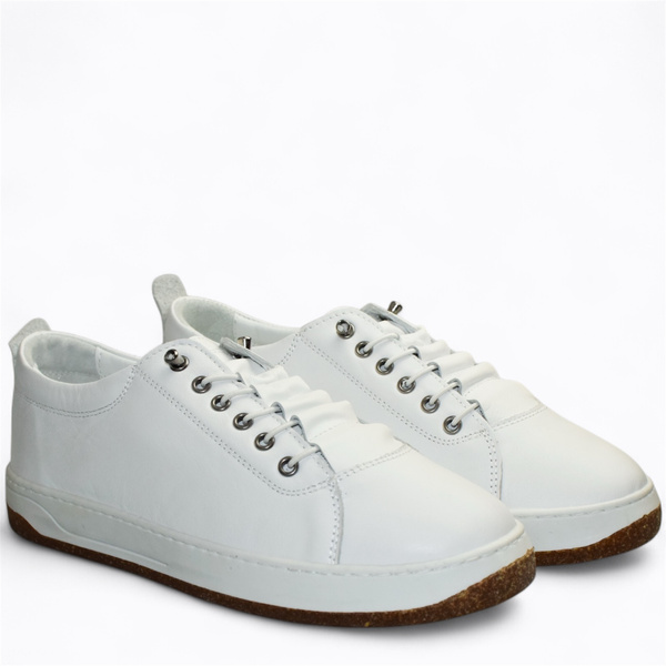 Arestia Women's White Leather Sneakers