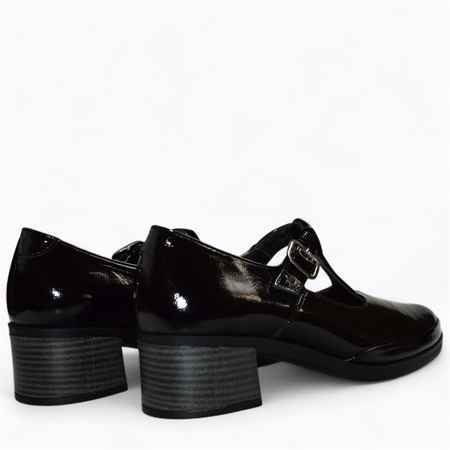 Skórzane czarne półbuty damskie Coretta