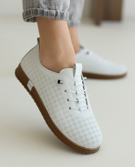 Glimora Women's White Leather Low-Top Shoes