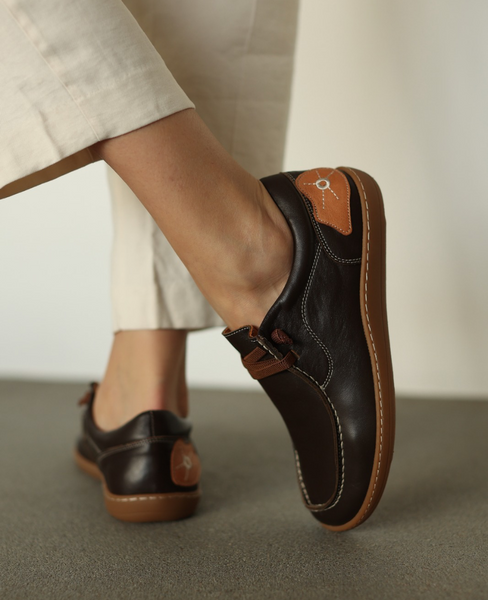 Canelia Women's Leather Chocolate-Colored Barefoot Low-Top Shoes