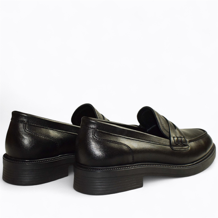 Skórzane czarne półbuty damskie Gabelia