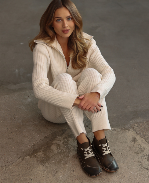 Nadessa Women's Khaki Leather Boots