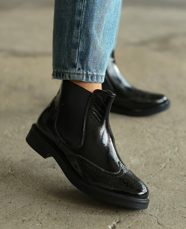 Rosavia Women's Black Leather Ankle Boots in Patent Leather