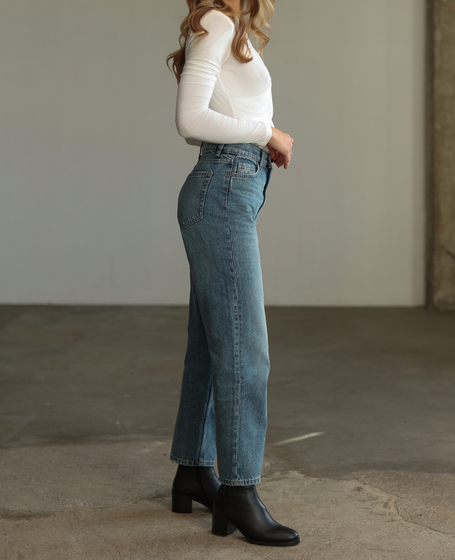 Oraline Women's Black Leather Ankle Boots