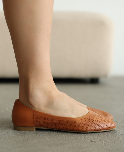 Ollinda Women's Red Leather Ballerina Flats