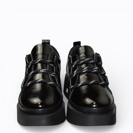 Lesmari Women's Black Leather Low-Cut Shoes