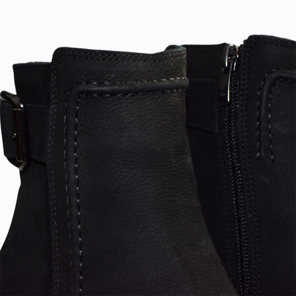 Selvira Women's Black Leather Ankle Boots