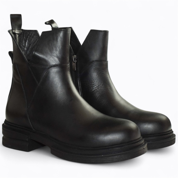 Simirel Women's Black Leather Ankle Boots