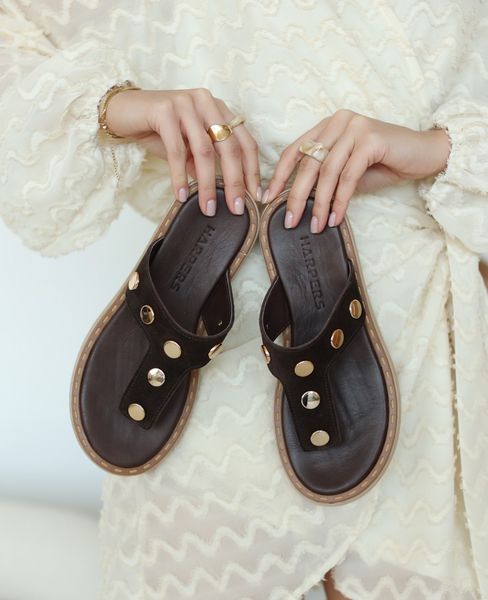Flarina Women's Leather Chocolate-Colored Flip-Flops