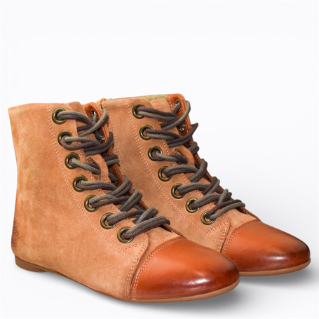Cerilia Women's Red Leather Boots