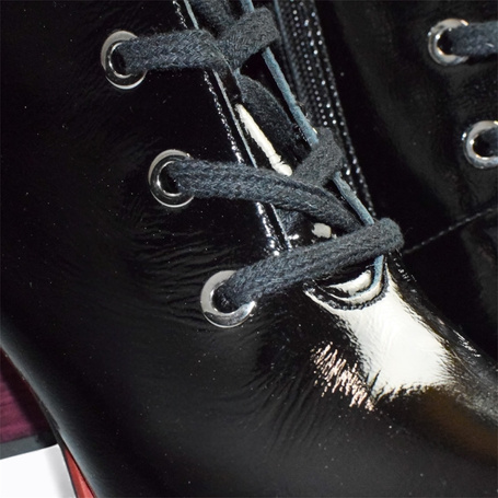 WOMEN'S BLACK LEATHER ANKLE BOOTS