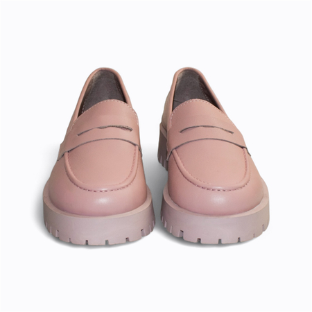 Skórzane pudrowe półbuty damskie Marticia