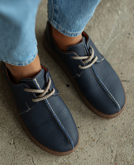 Olirien Women's Navy Blue Leather Low-Cut Shoes