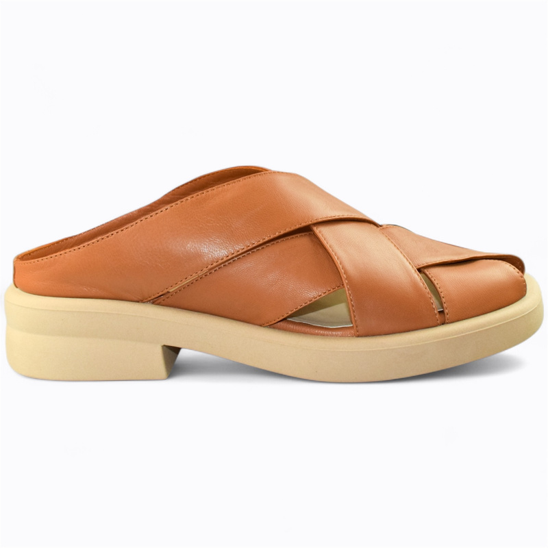 BINOLDA WOMEN'S RED SANDALS