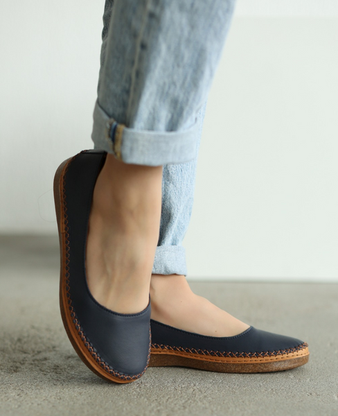 Kalipha Navy Blue Leather Women's Ballet Flats