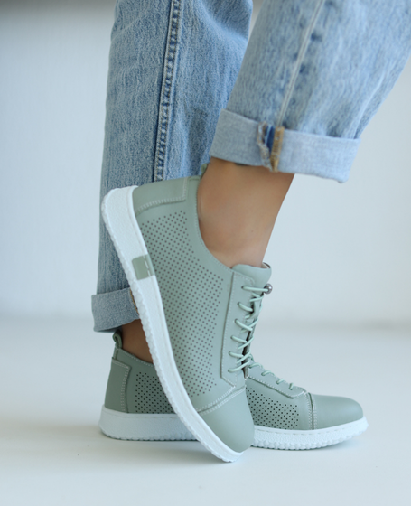 Skórzane miętowe sneakersy damskie Girelia