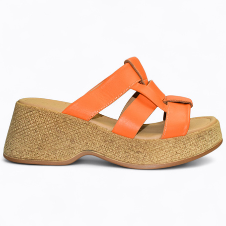 BRANIRA WOMEN'S ORANGE FLIP-FLOPS