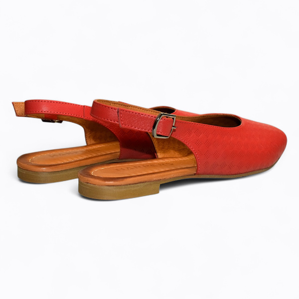 LATIZIA WOMEN'S RED SANDALS