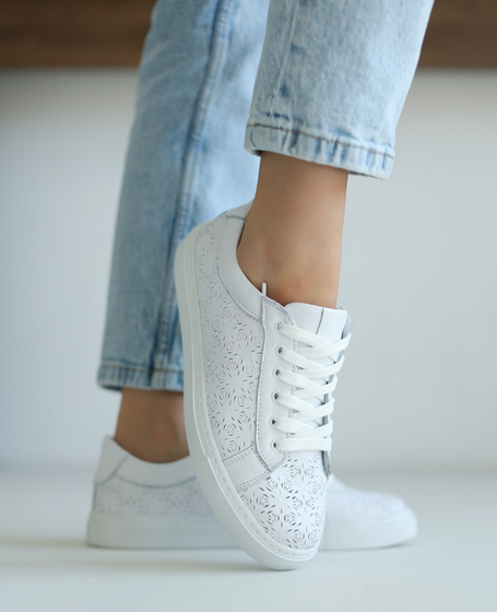 Holetia Women's White Leather Sneakers with Perforations