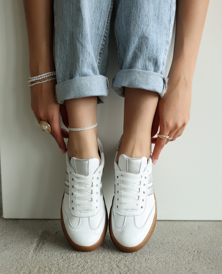 Skórzane białe sneakersy damskie Magline