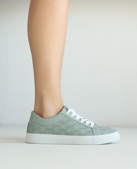 Holetia Women's Mint Leather Sneakers