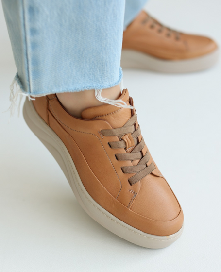 Adrenia Women's Red Leather Low-Cut Shoes