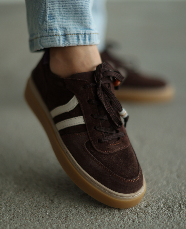 Skórzane czekoladowe sneakersy damskie Elviana