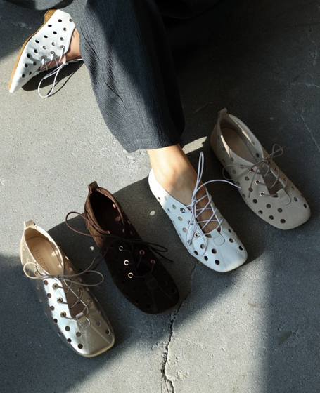 Telveri Women's White Leather Shoes