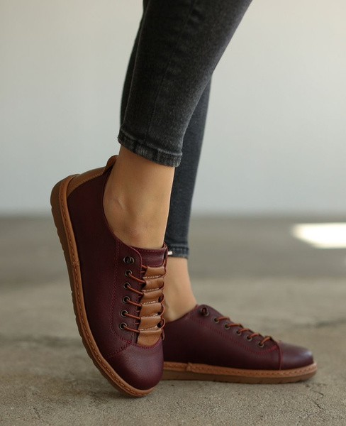 Ronisia Women's Burgundy Leather Low-Top Shoes