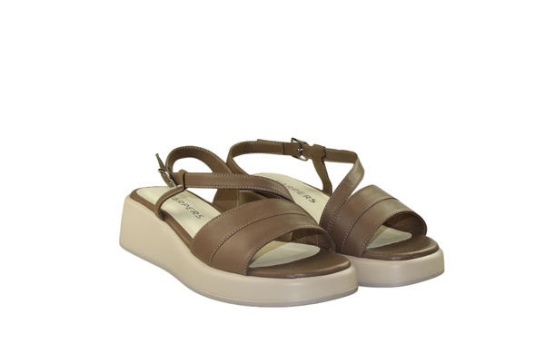 JERNIKA WOMEN'S CAPPUCCINO SANDALS