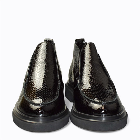 Oristia Women's Black Leather Ankle Boots