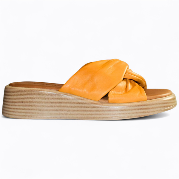 VARGELI WOMEN'S MUSTARD-COLORED FLIP-FLOPS