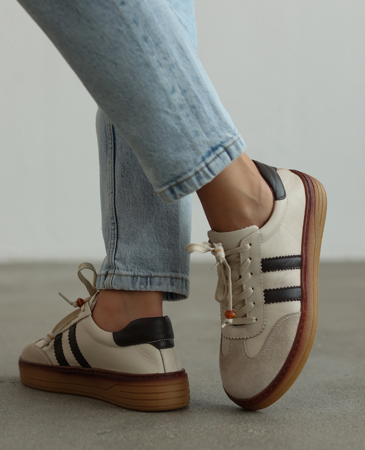 Skórzane beżowe sneakersy damskie Zenovia
