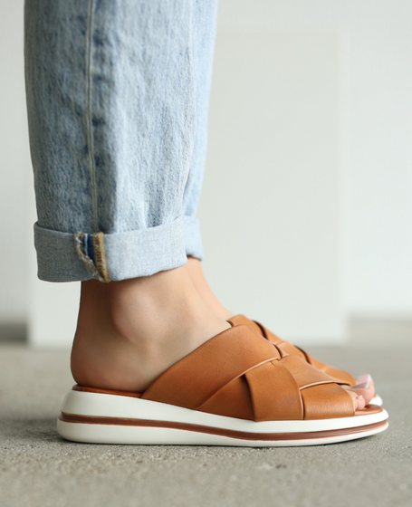 Palvini Women's Red Leather Flip-Flops