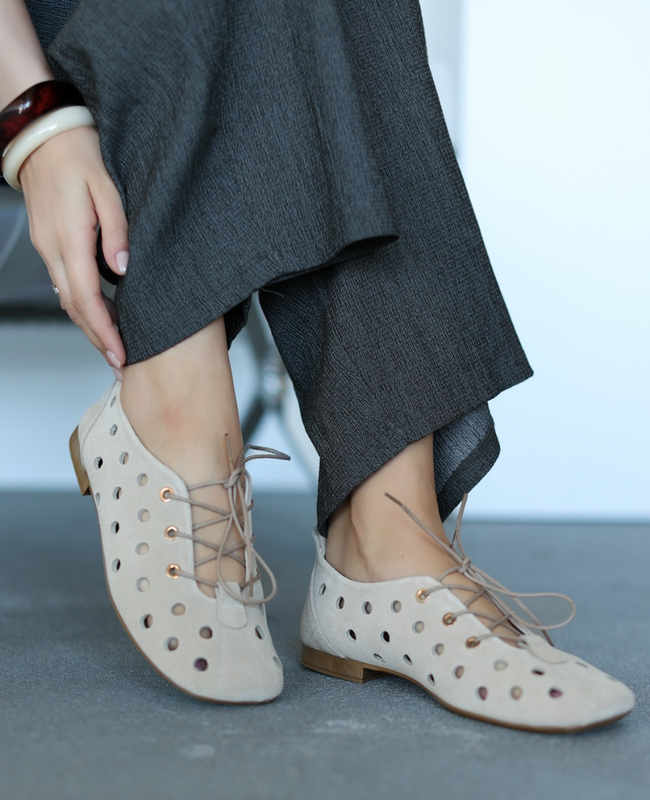 Telveri Beige Leather Women's Low-Cut Shoes