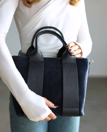 Elishia Granat - Navy Blue Suede Leather Shopper Bag