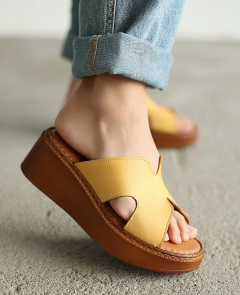 Opritia Women's Mustard-Colored Leather Flip-Flops