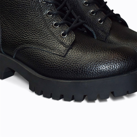 Regnika Women's Black Leather Boots
