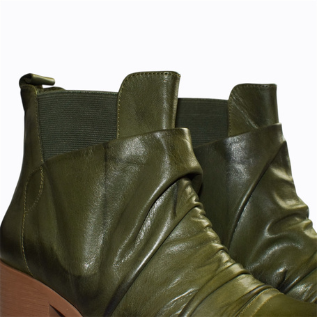 Hirenia Women's Green Leather Ankle Boots