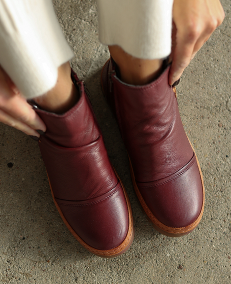 Brumela Women's Burgundy Leather Boots