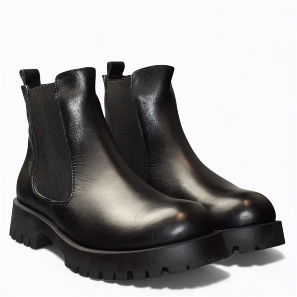 Ciralia Women's Black Leather Ankle Boots