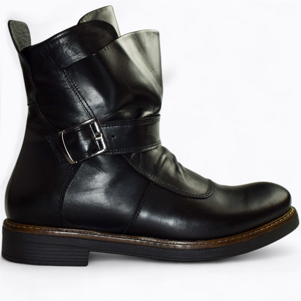 Safrida Women's Black Leather Ankle Boots